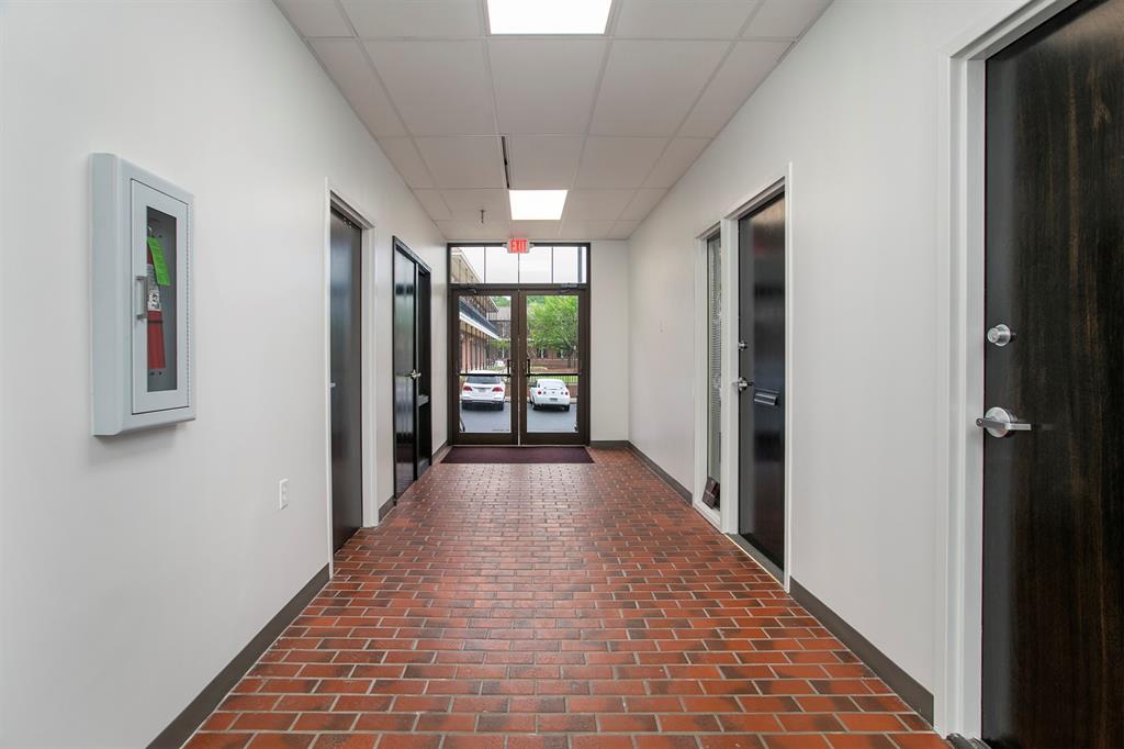 NA - Commercial Lease