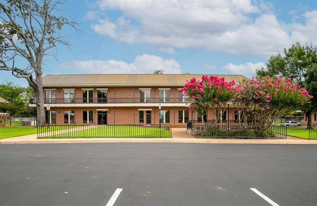 NA - Commercial Lease