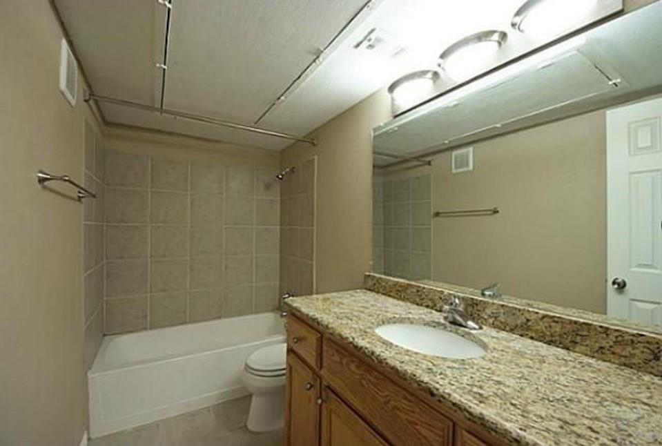 Hollows North Condo - Residential
