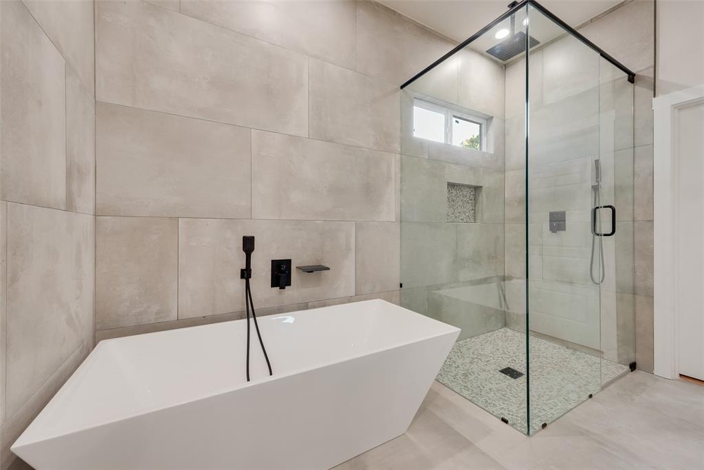 Elmwood 02 - Residential