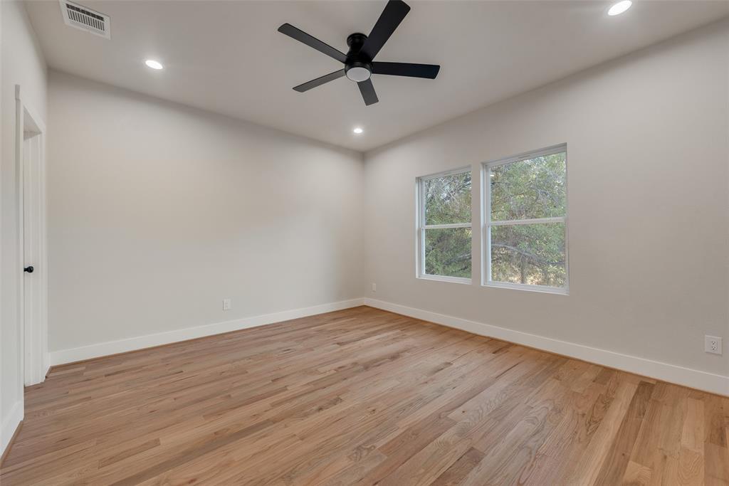 Elmwood 02 - Residential