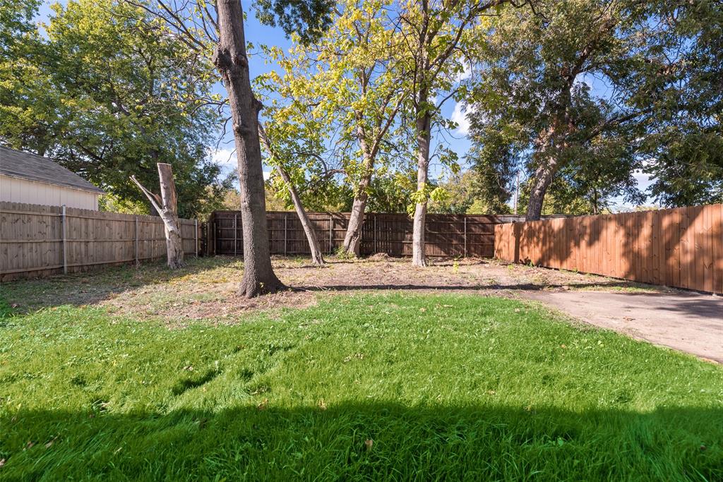 Elmwood 02 - Residential