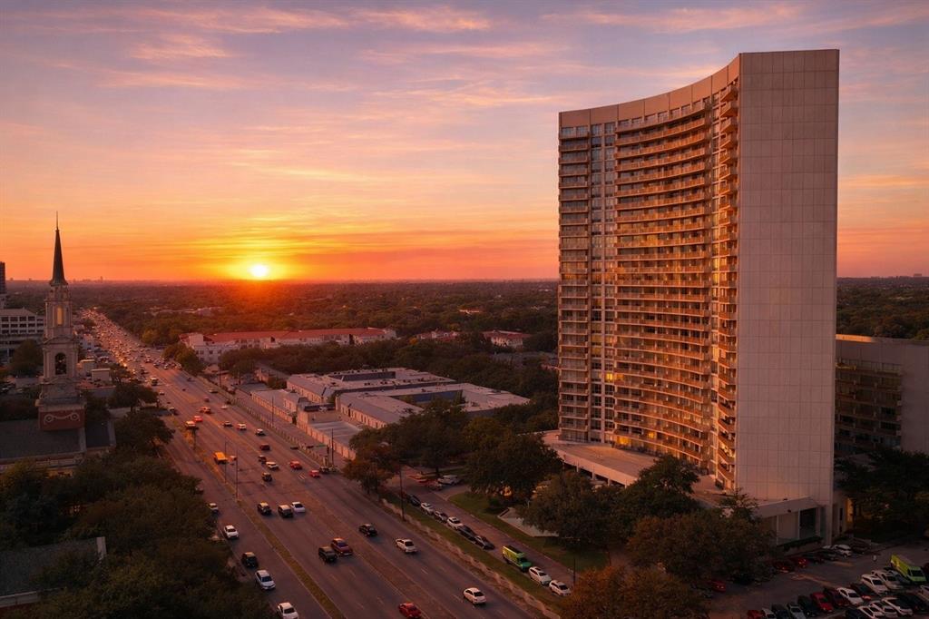 PRESTON TOWER CONDO - Residential