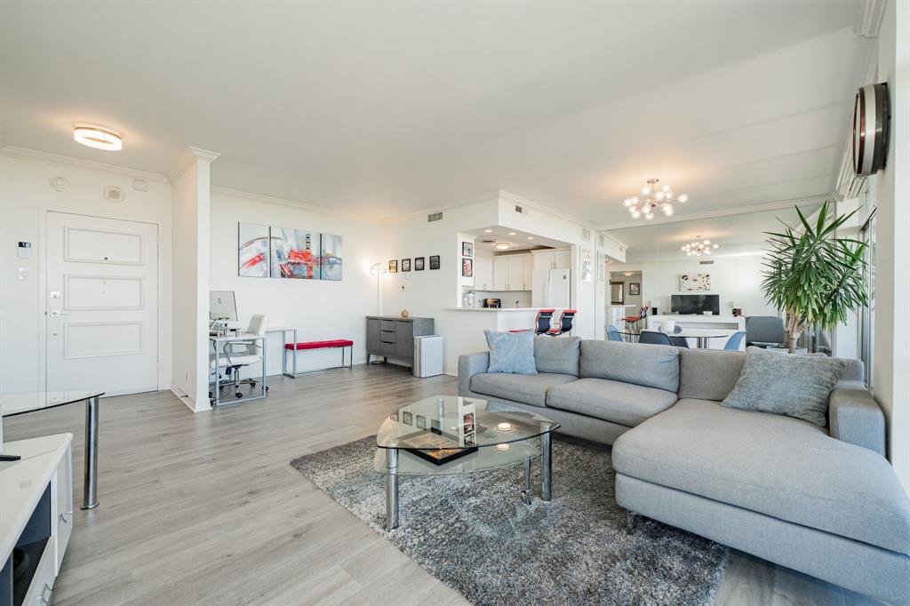 PRESTON TOWER CONDO - Residential