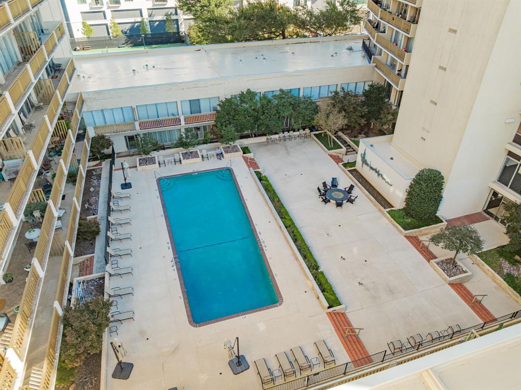 PRESTON TOWER CONDO - Residential