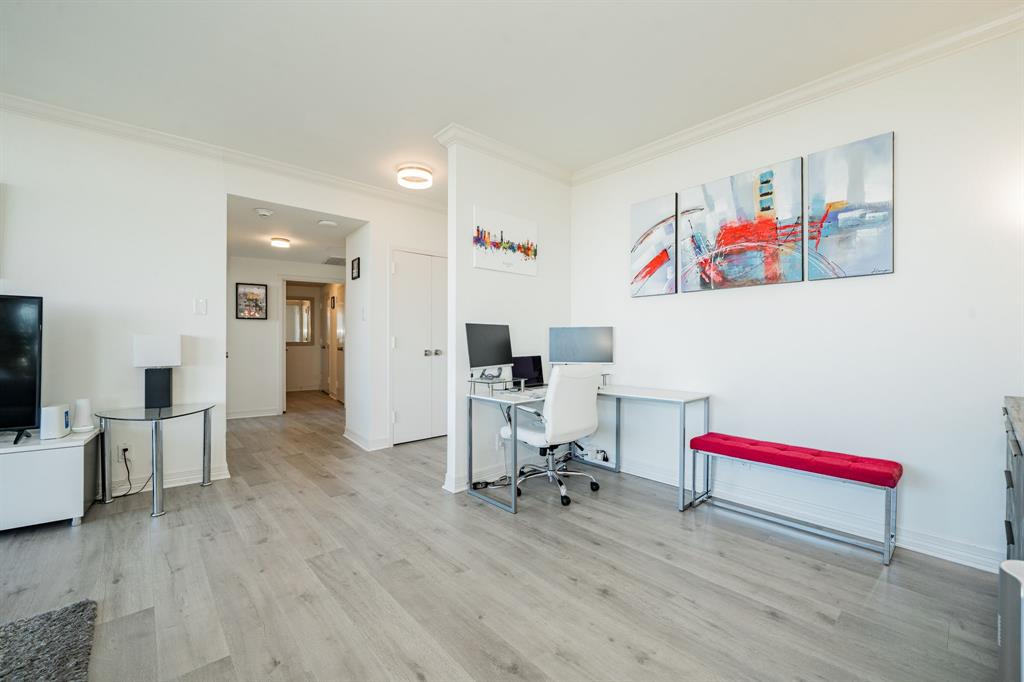 PRESTON TOWER CONDO - Residential