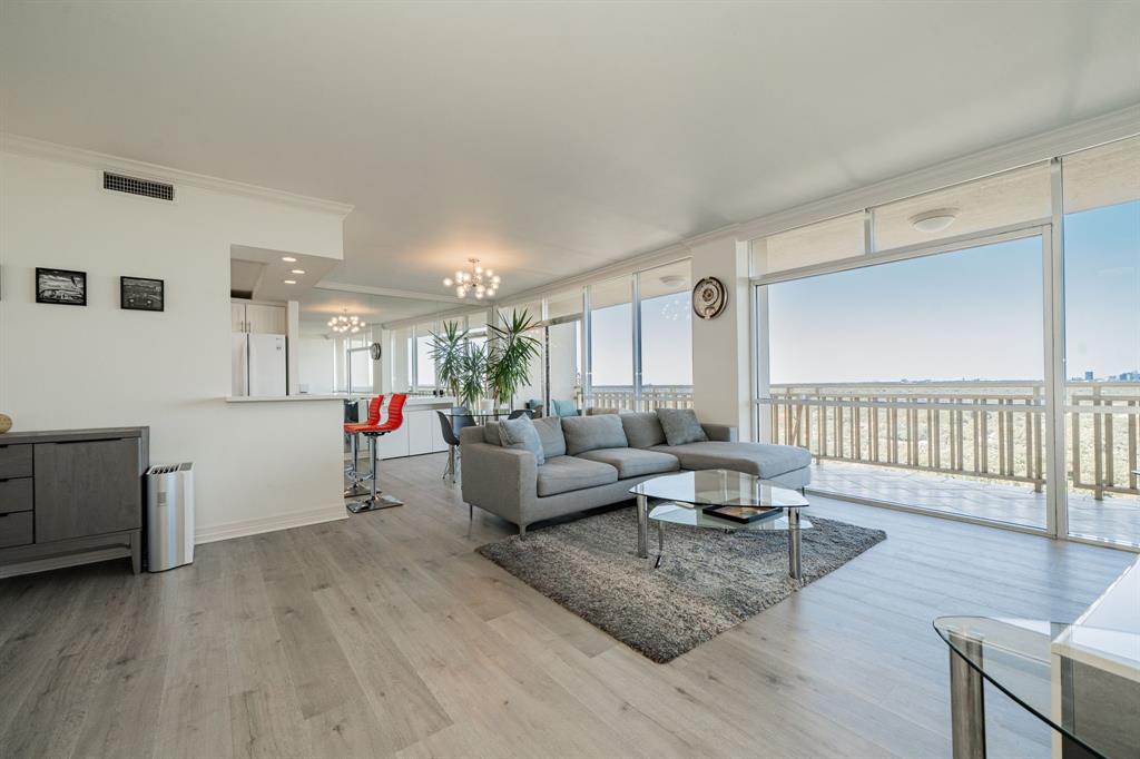 PRESTON TOWER CONDO - Residential
