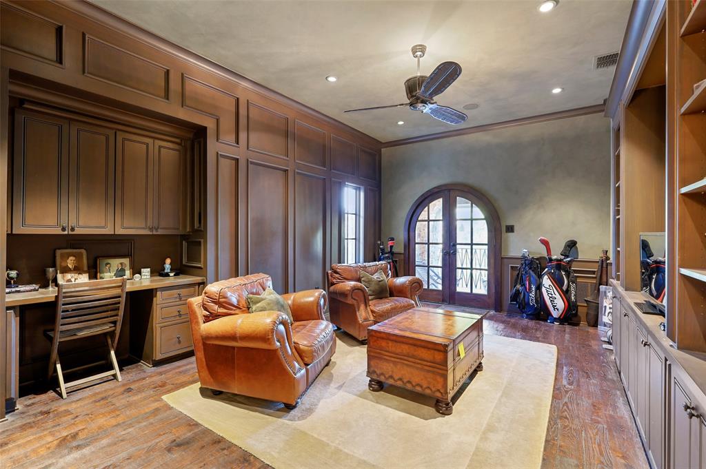 Chateau Du Lac Ph I - Residential