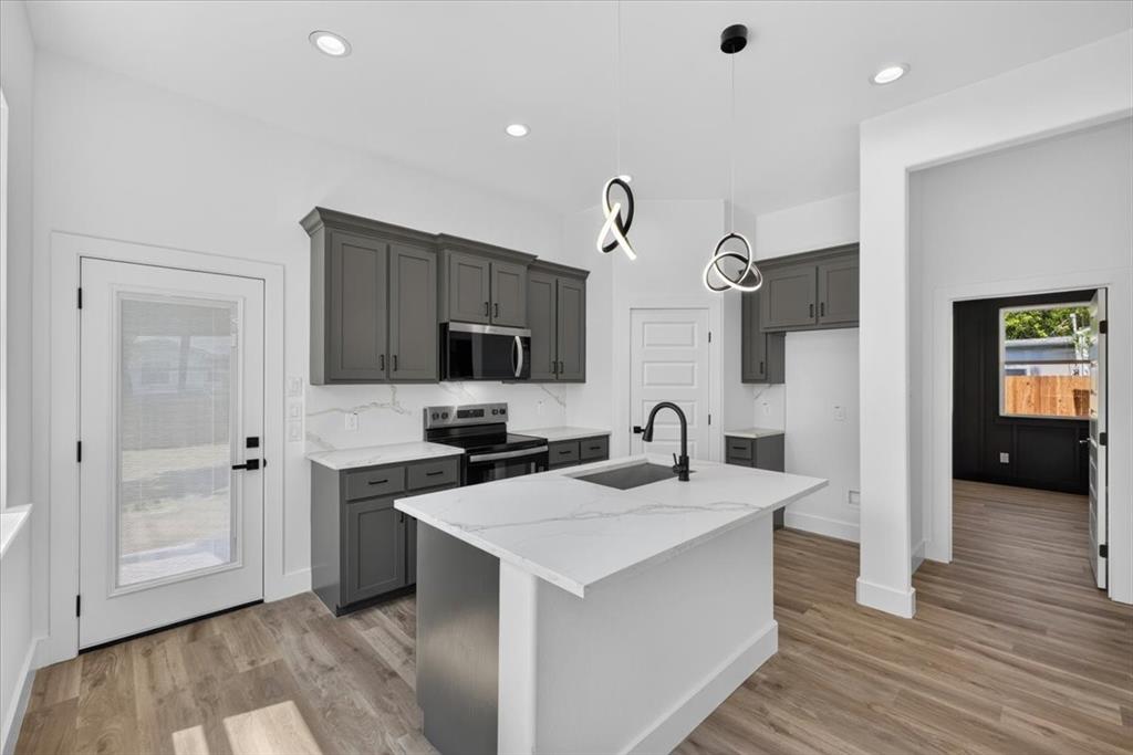 SMITH, J S ADDITION Block 11 Lot 5 - Residential