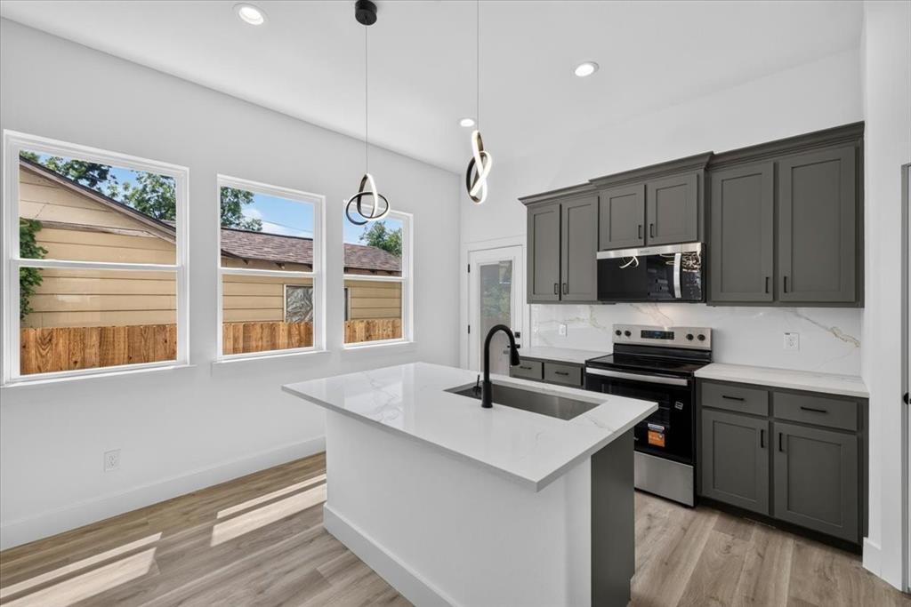 SMITH, J S ADDITION Block 11 Lot 5 - Residential