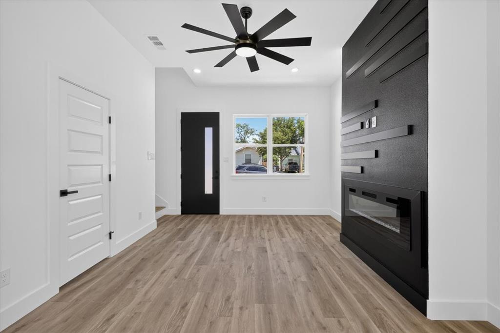 SMITH, J S ADDITION Block 11 Lot 5 - Residential