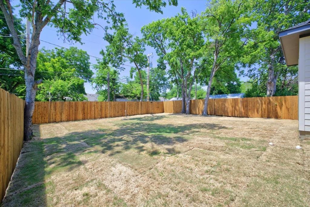SMITH, J S ADDITION Block 11 Lot 5 - Residential