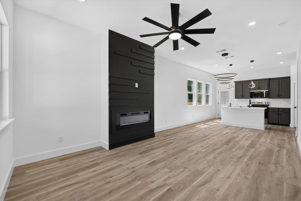SMITH, J S ADDITION Block 11 Lot 5 - Residential