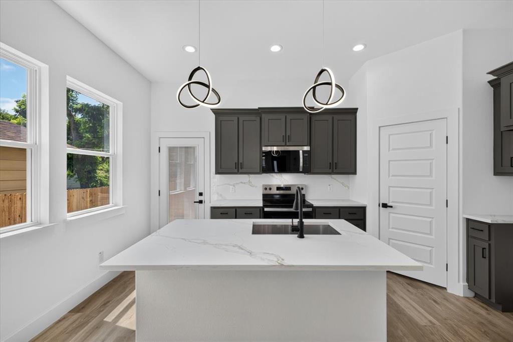 SMITH, J S ADDITION Block 11 Lot 5 - Residential