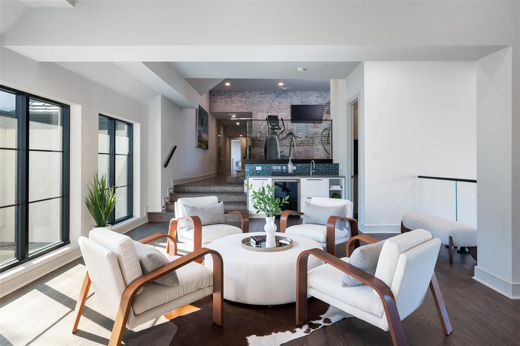 Roxbury Park Add - Residential