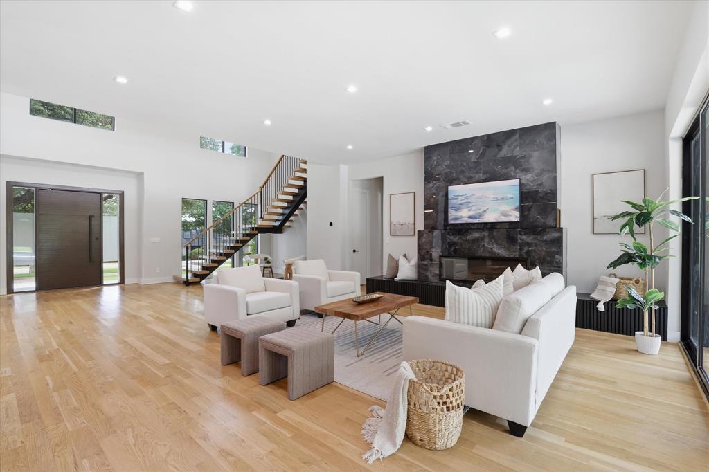 Northwood Hills 01 - Residential