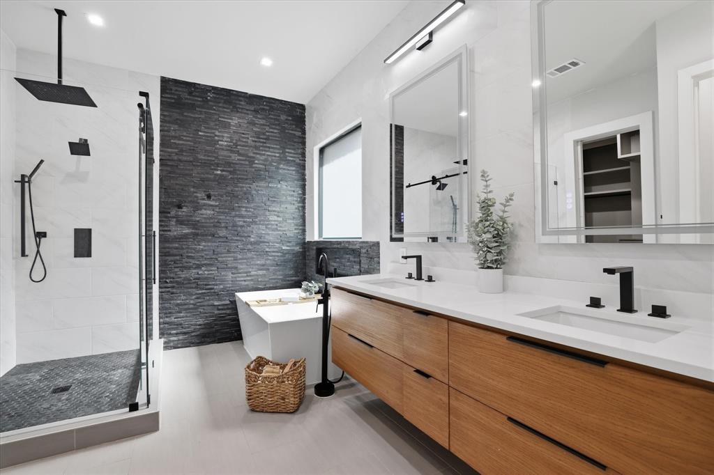 Northwood Hills 01 - Residential