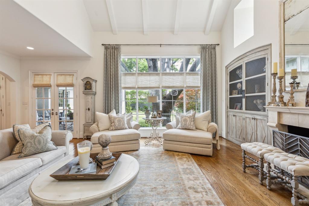 Crestmanor Estates - Residential