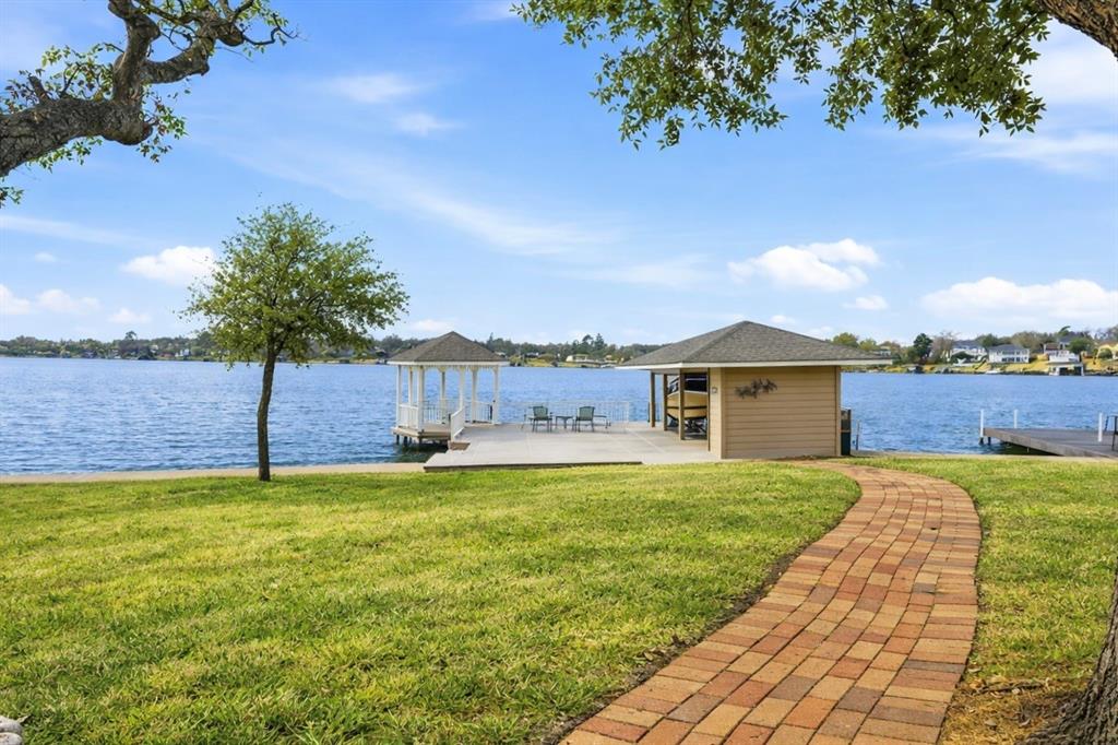 Lake Kiowa - Residential
