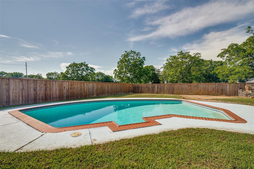 Meadows - Residential