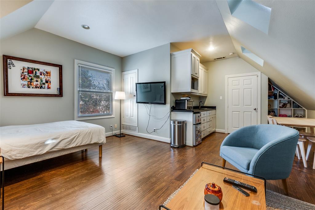 Highland Park West 1 - Residential