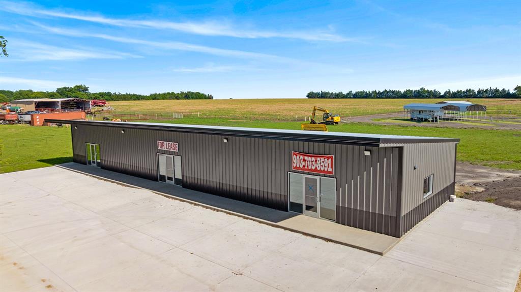 na - Commercial Sale