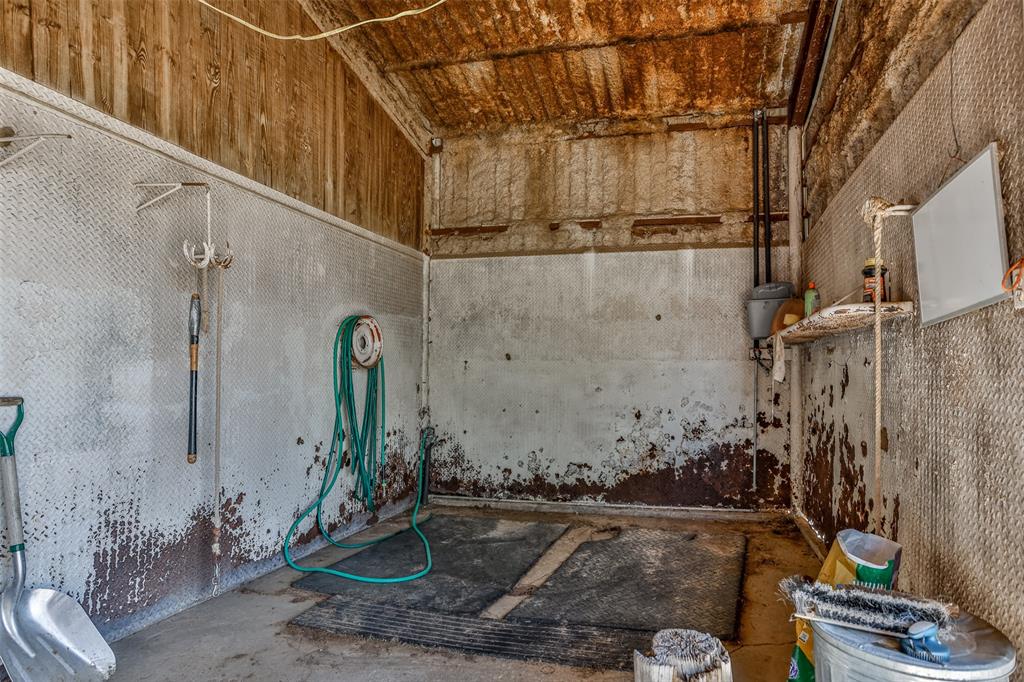 Hunt Csl - Commercial Sale