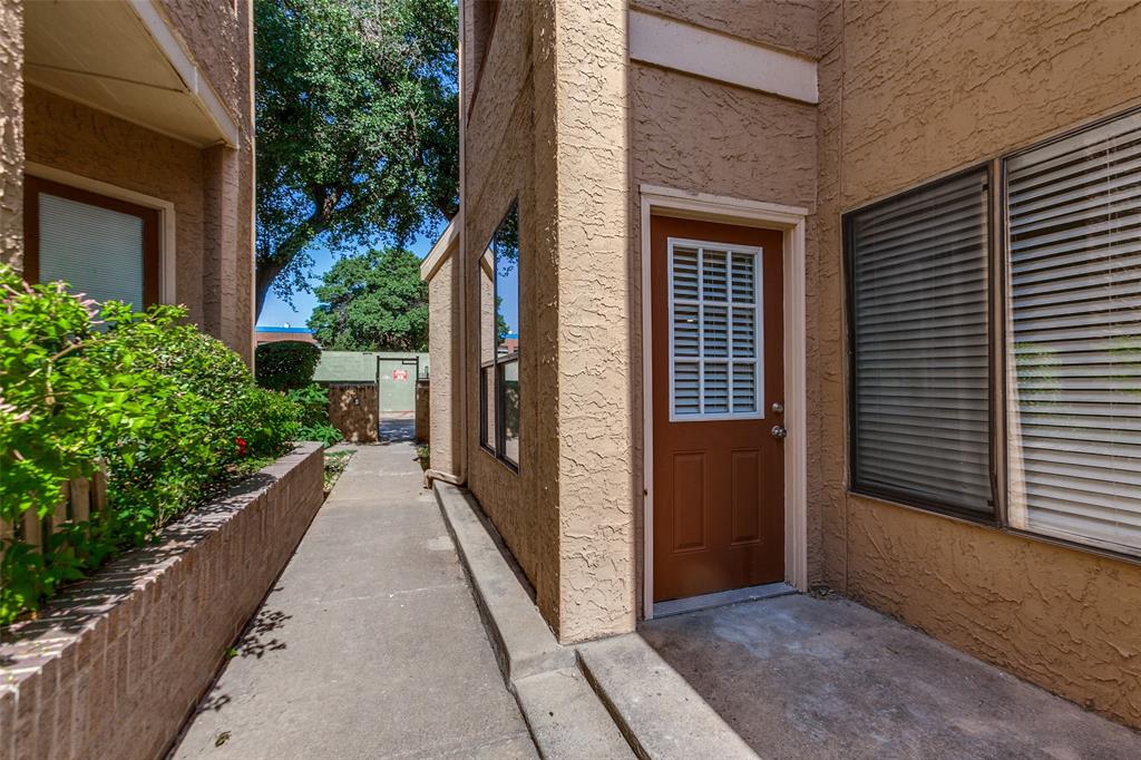 Casa Blanca Condo - Residential