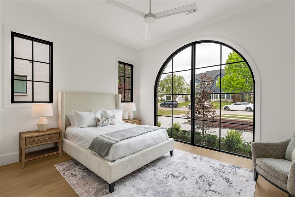 NORTH RIDGE ESTS - Residential