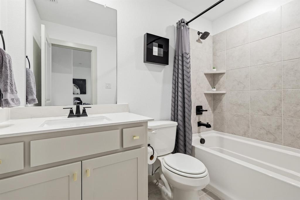 Estates At Stacy Crossing - Residential