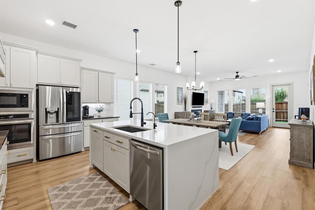 Estates At Stacy Crossing - Residential
