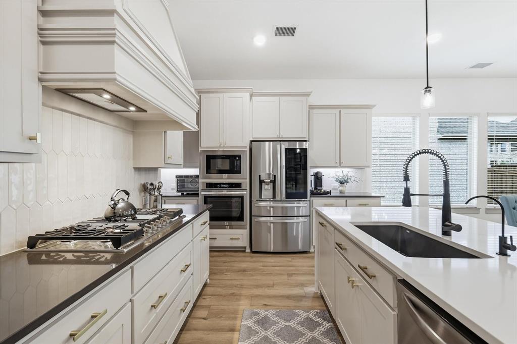 Estates At Stacy Crossing - Residential
