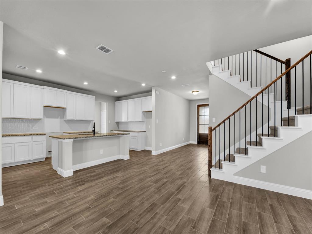 Summer Crest - Residential