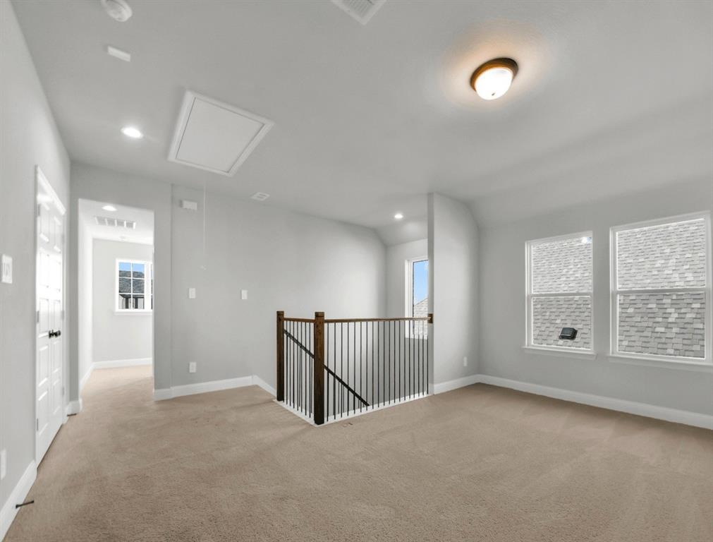 Summer Crest - Residential
