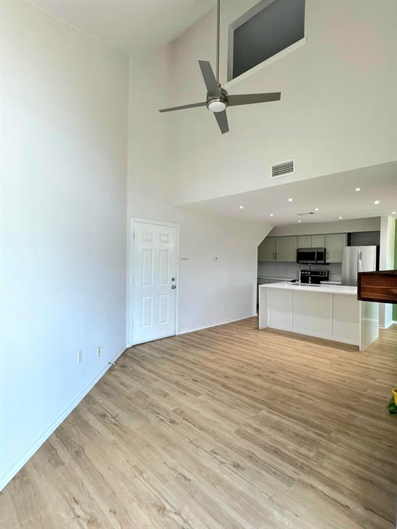 Richland Trace Condos - Residential
