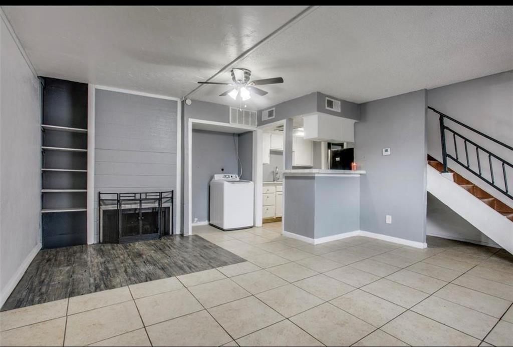 Great investment property or first time home.  Great location and floor plan.  3 bed 2 bath with 2 bed and 1 bath downstairs and a full bath and bedroom upstairs.  Open floor plan high ceilings.  Perfect starter home, investment property, or profitable air bnb or rental.  Don't miss this one. Motivated seller bring all offers.