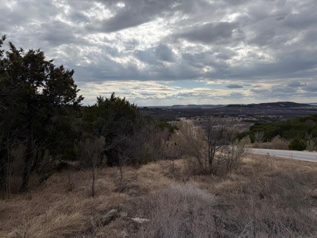 The Hills - Land