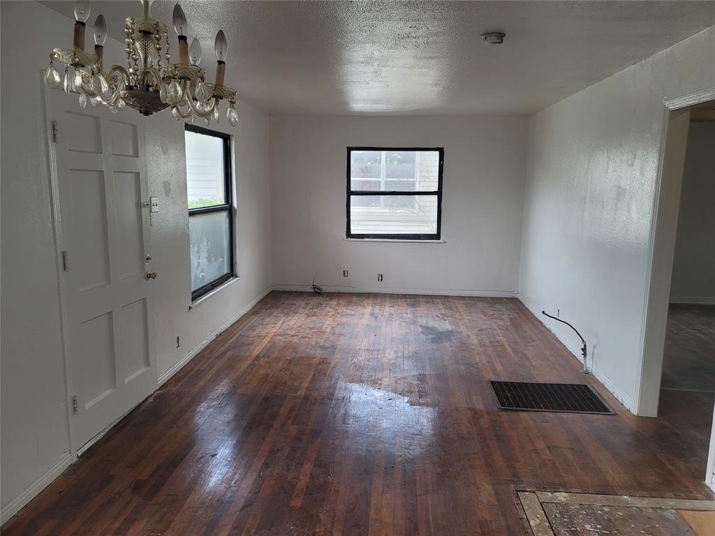 Wynnewood - Residential