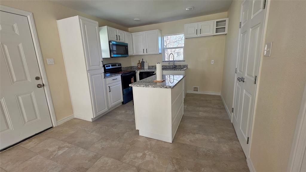 Te & L Co Surv #3421 - Residential