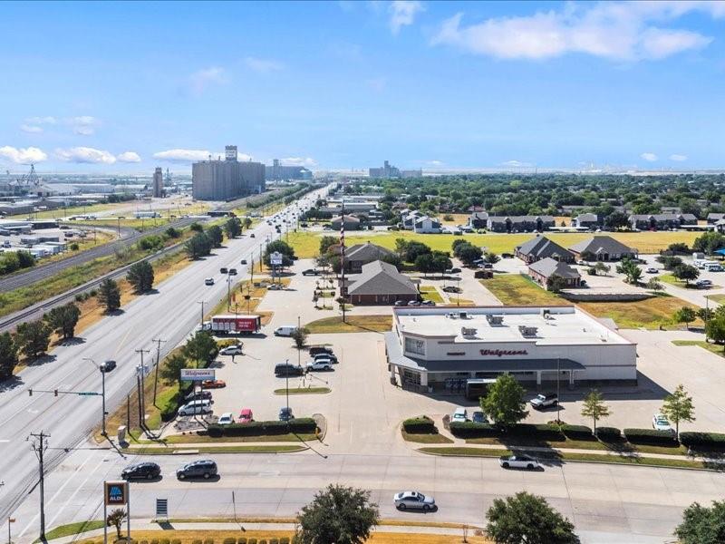Saginaw Towne Center - Commercial Sale