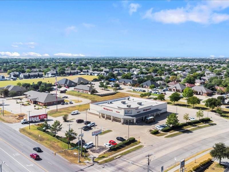 Saginaw Towne Center - Commercial Sale