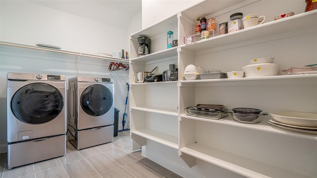 Abes Landing Ph 4b - Residential