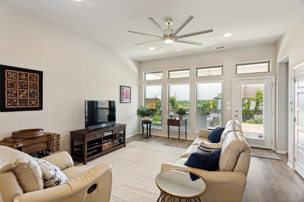 Ventana Ph 4 - Residential