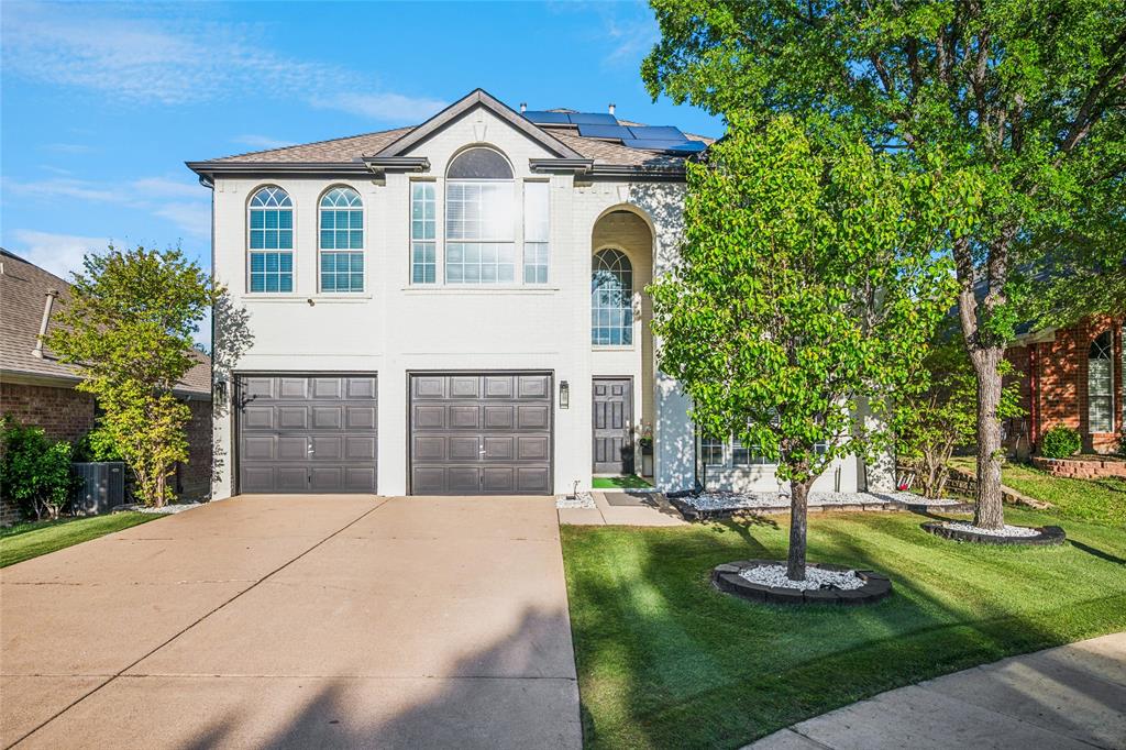 Fabulous house, lot, and backyard on secluded cul-de-sac in the excellent golf course community of Fossil Creek.  The chef will love the gourmet kitchen with its beautiful countertops, flat electric cooktop, island with breakfast bar, and beautiful white cabinetry. Four large bedrooms, all of them up,as well as the large game room.  Secluded, end of cul-de-sac lot.  Relax on summer evenings on the veranda overlooking your cool pool and spa.  The functional solar panels mean significant savings on your electric bill.  This property represents a great value for a four bedroom home with pool on a large cul-de-sac lot in the Fossil Creek community!