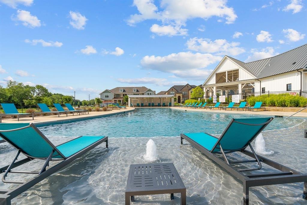Riverset - Residential