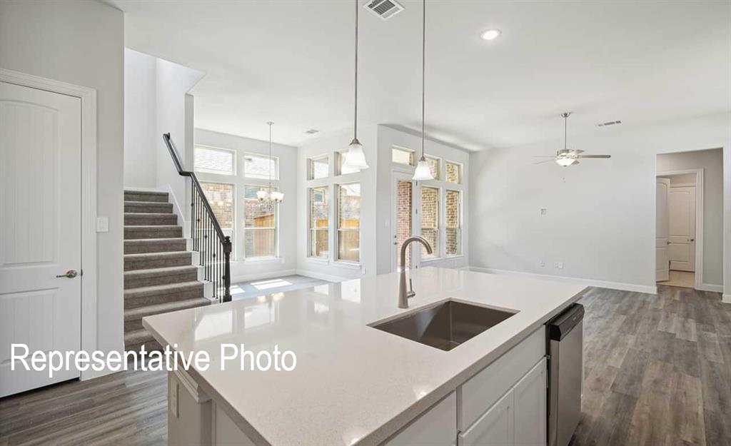 Riverset - Residential
