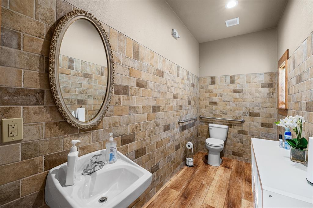 Thrash - Commercial Sale