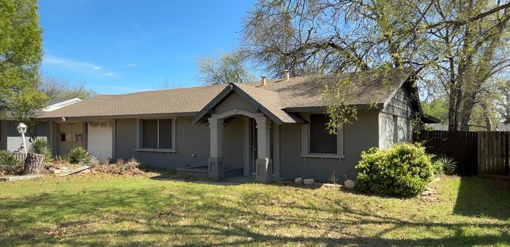 Bank made an error in list price, it has been adjusted to 154k.  There are multiple offers on the property and we are having a highest and best that will expire at 5pm on Monday the 25th of May.
An amazing opportunity for an owner occupant who wants some sweat equity, or for the investor to cash in on instant equity.  This one isn't for the faint of heart, as there are issues that are required to be correct, such as foundation, city-related requirements, and other maintenance issues.  Utilities cannot and will not be turned on, and the purchase is to be as-is, with no repairs or treatments.  Located down a rarely traveled, quiet cul-de-sac street, and a perfect location for someone looking for instant access to the freeway system.  Home can be purchased with a cash transaction only, or a cash equivalent that does not have condition requirements attached to receive the hard money.
