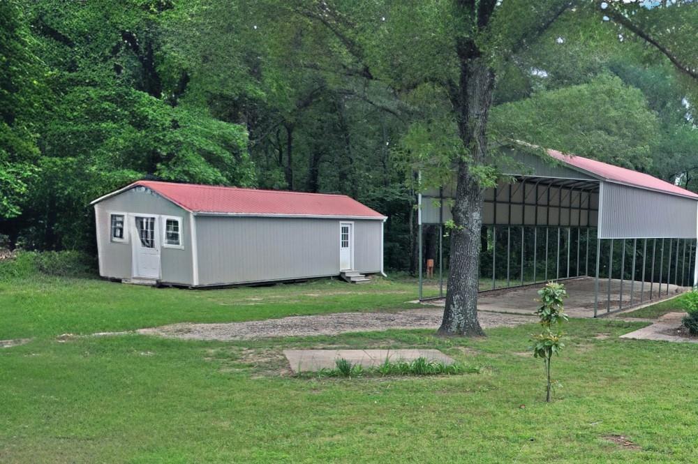 East Glade Creek - Residential