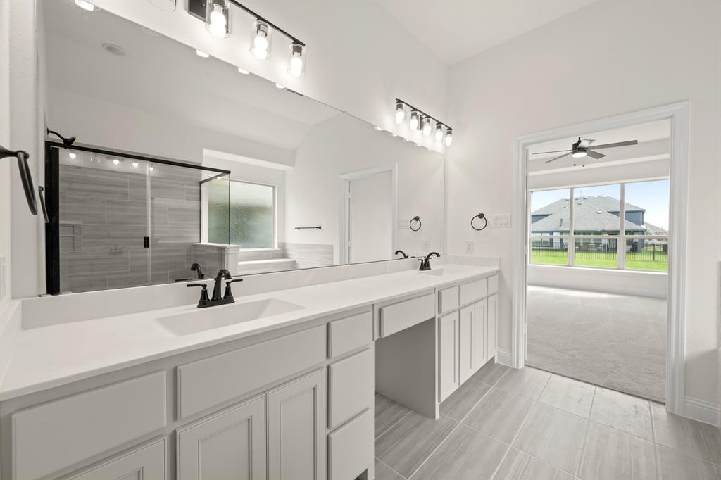 Abe's Landing - Residential